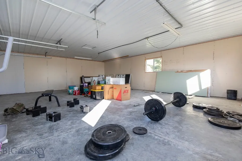 380 Lone Wolf Trail Three Forks MT 59752