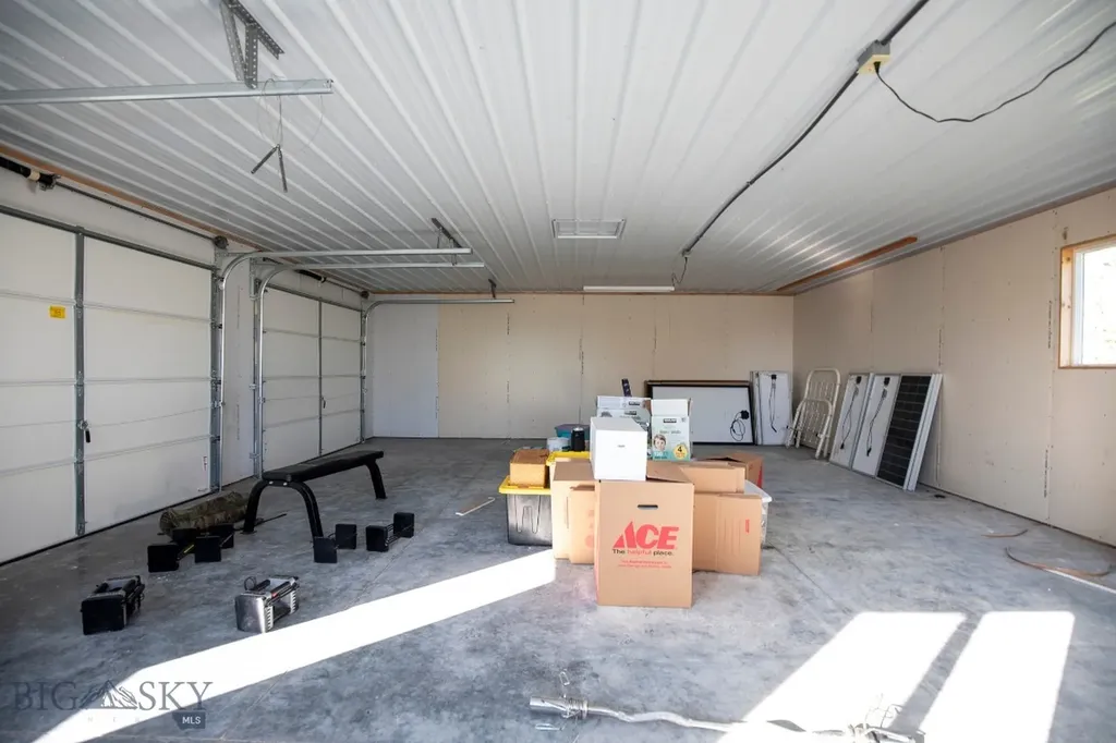 380 Lone Wolf Trail Three Forks MT 59752