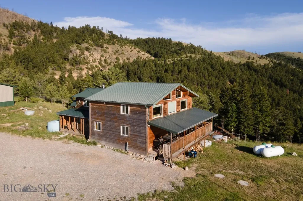 380 Lone Wolf Trail Three Forks MT 59752