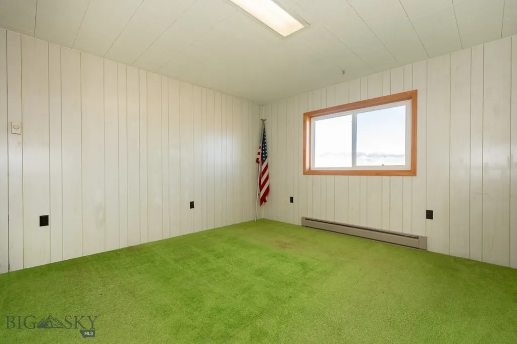 453 Middle Road Sheridan MT 59749