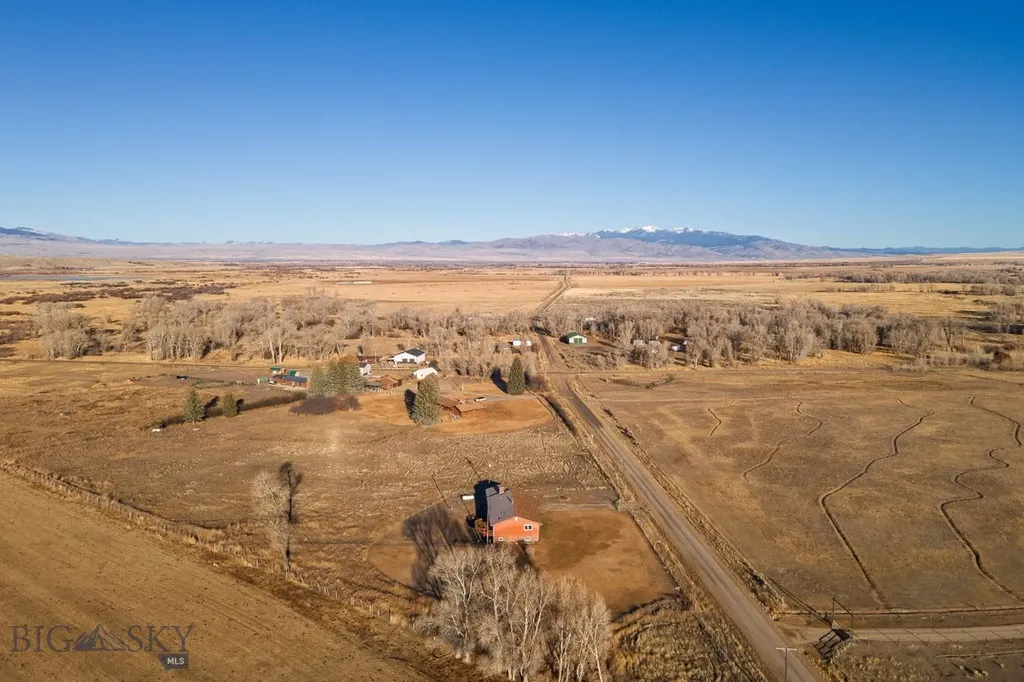 453 Middle Road Sheridan MT 59749