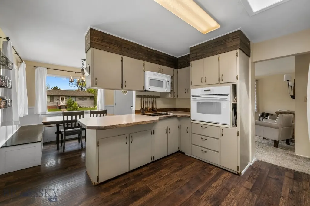 825 E Parkview Court Dillon MT 59725