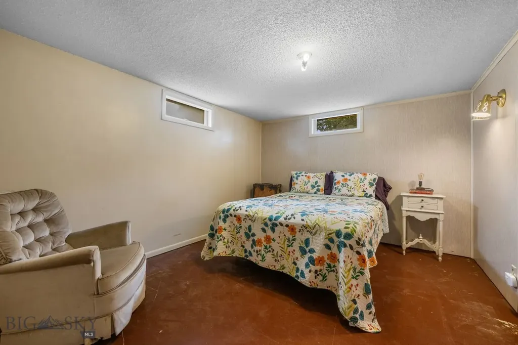 825 E Parkview Court Dillon MT 59725