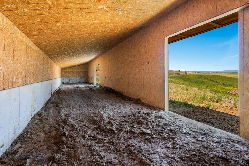 26 Dalesview Three Forks MT 59752