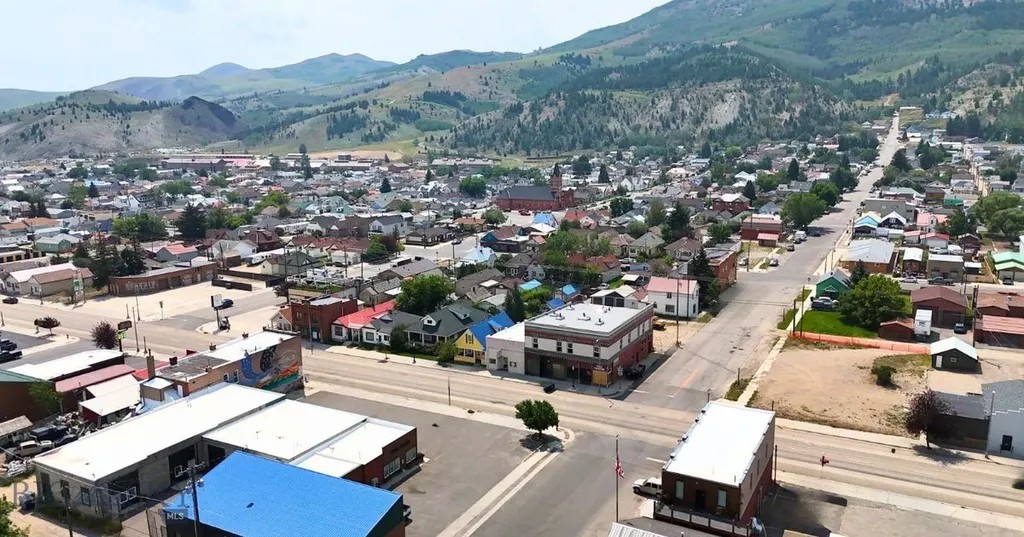 605 E Park Avenue Anaconda MT 59711