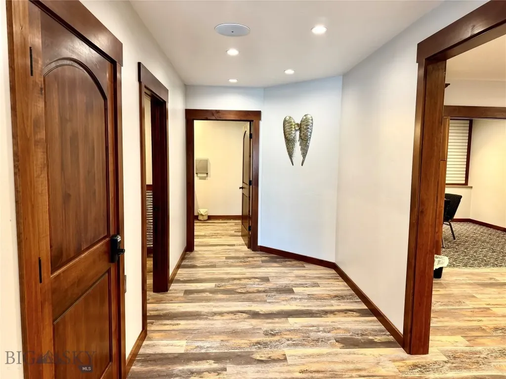 311 12th Street W Chinook MT 59523