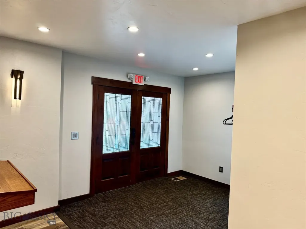 311 12th Street W Chinook MT 59523
