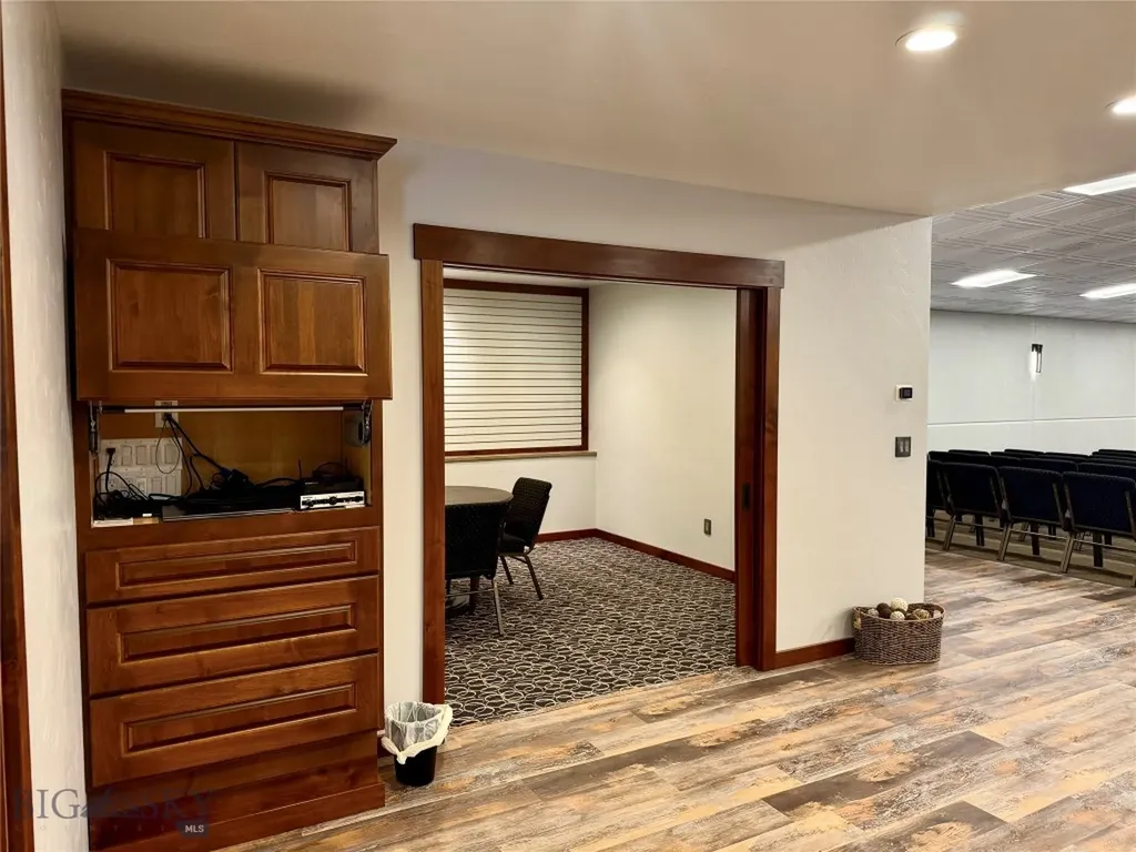 311 12th Street W Chinook MT 59523