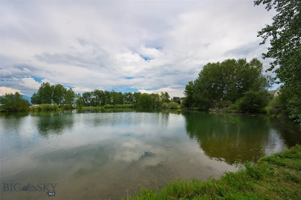 145 Chestnut Grove Avenue Bozeman MT 59718