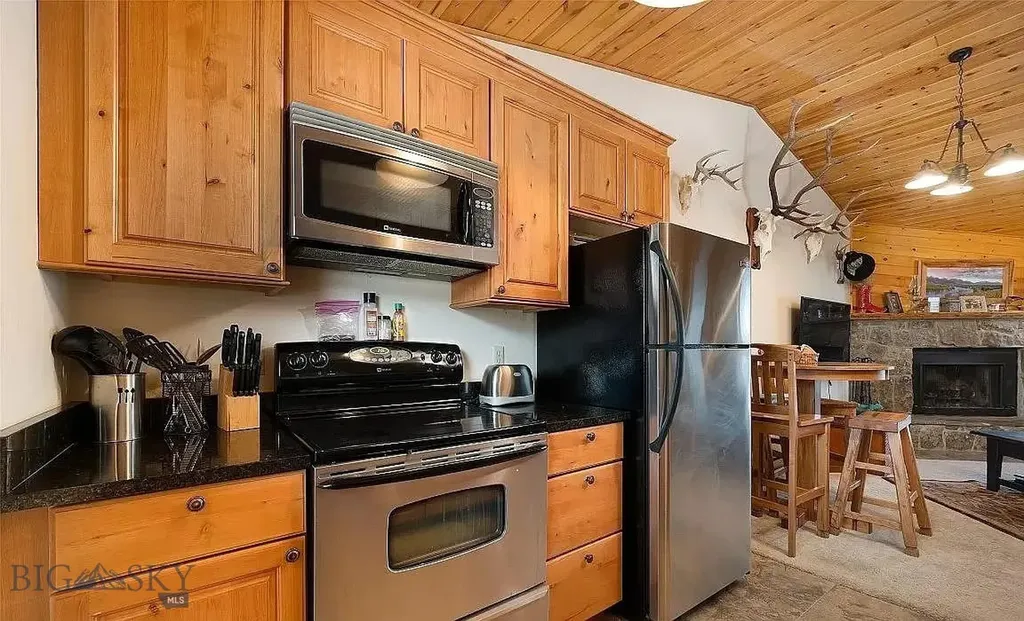 271 Sunburst Drive Big Sky MT 59716
