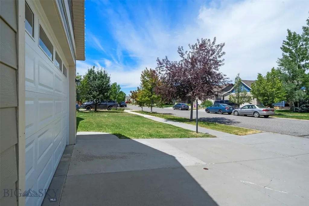 30 Ridge Line Lane Bozeman MT 59718