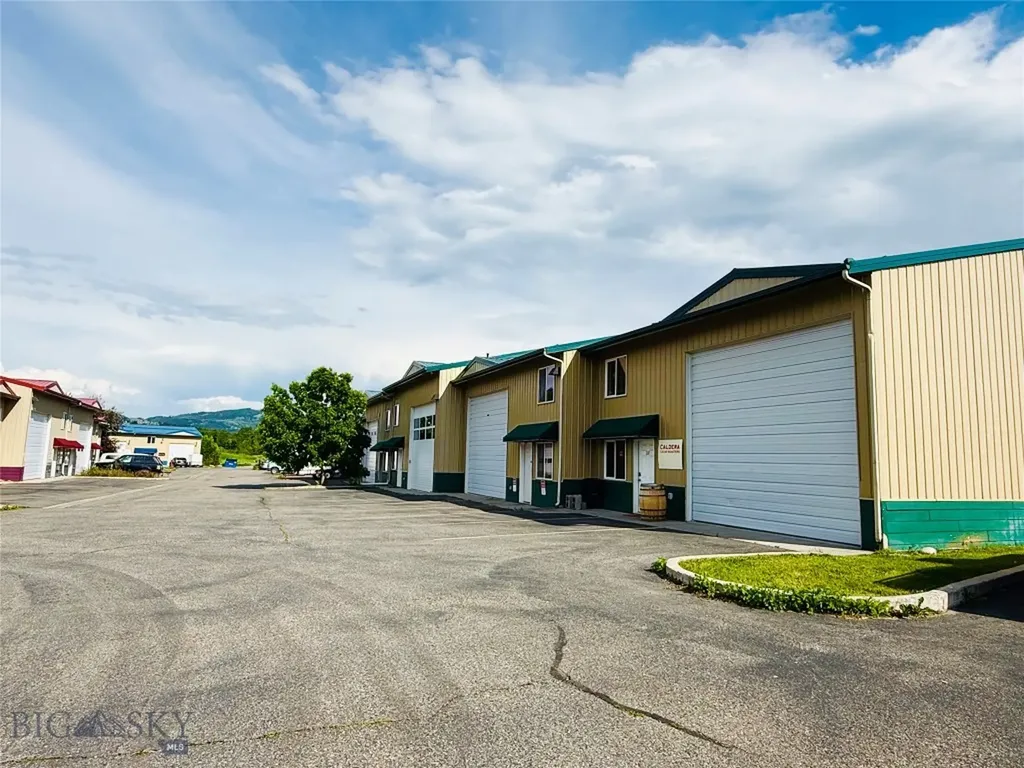 30 Shawnee Way Bozeman MT 59715