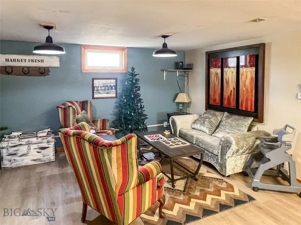 153 Big Timber Loop Road Big Timber MT 59011