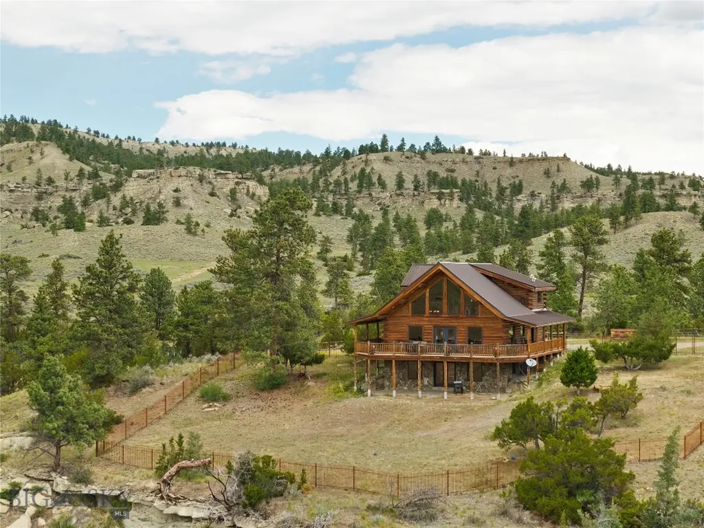 160 Falling Star Trail Park City MT 59063