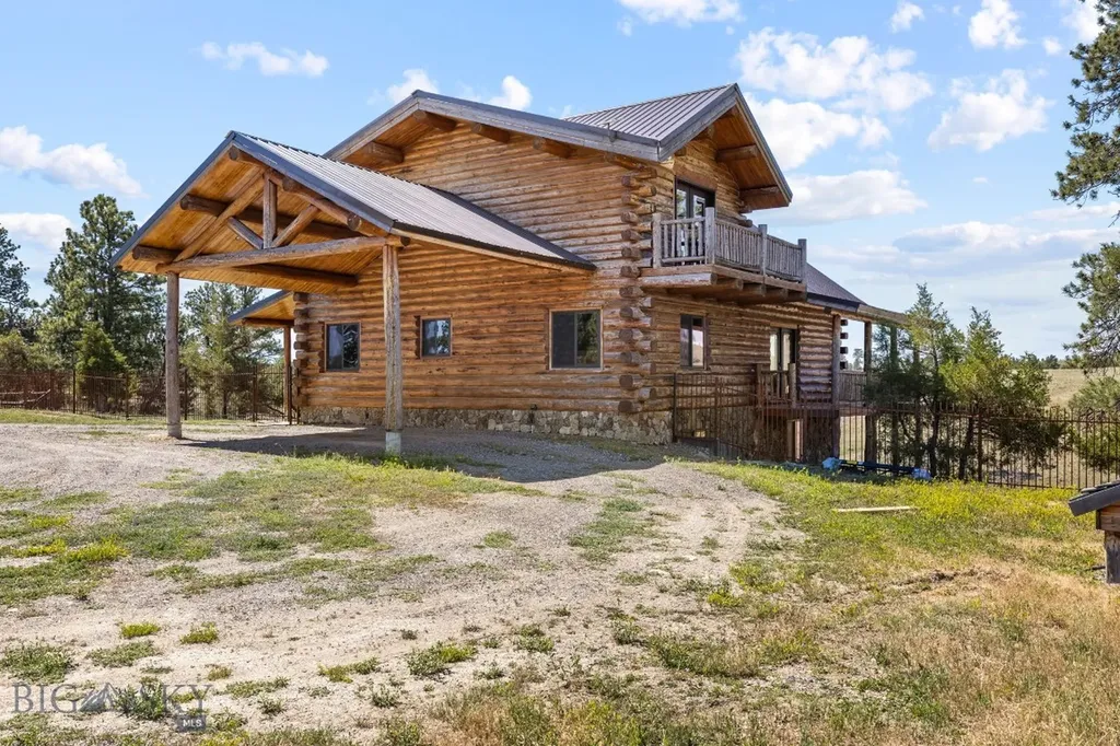 160 Falling Star Trail Park City MT 59063