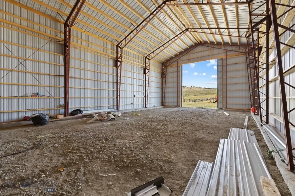 160 Falling Star Trail Park City MT 59063
