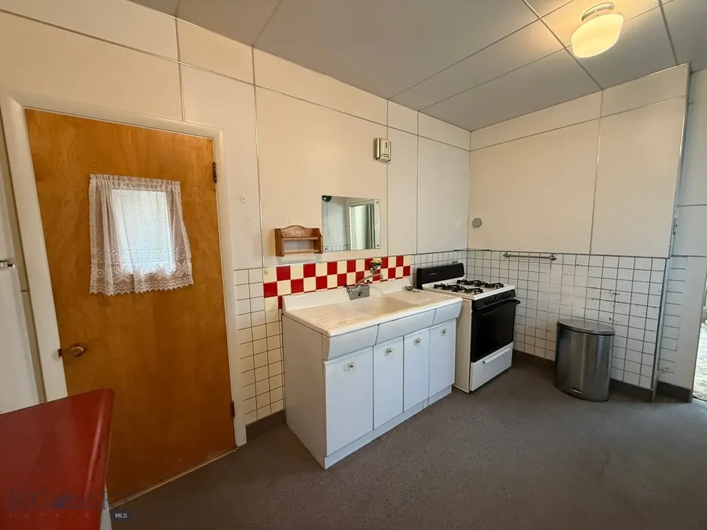 508 W Platinum Butte MT 59701