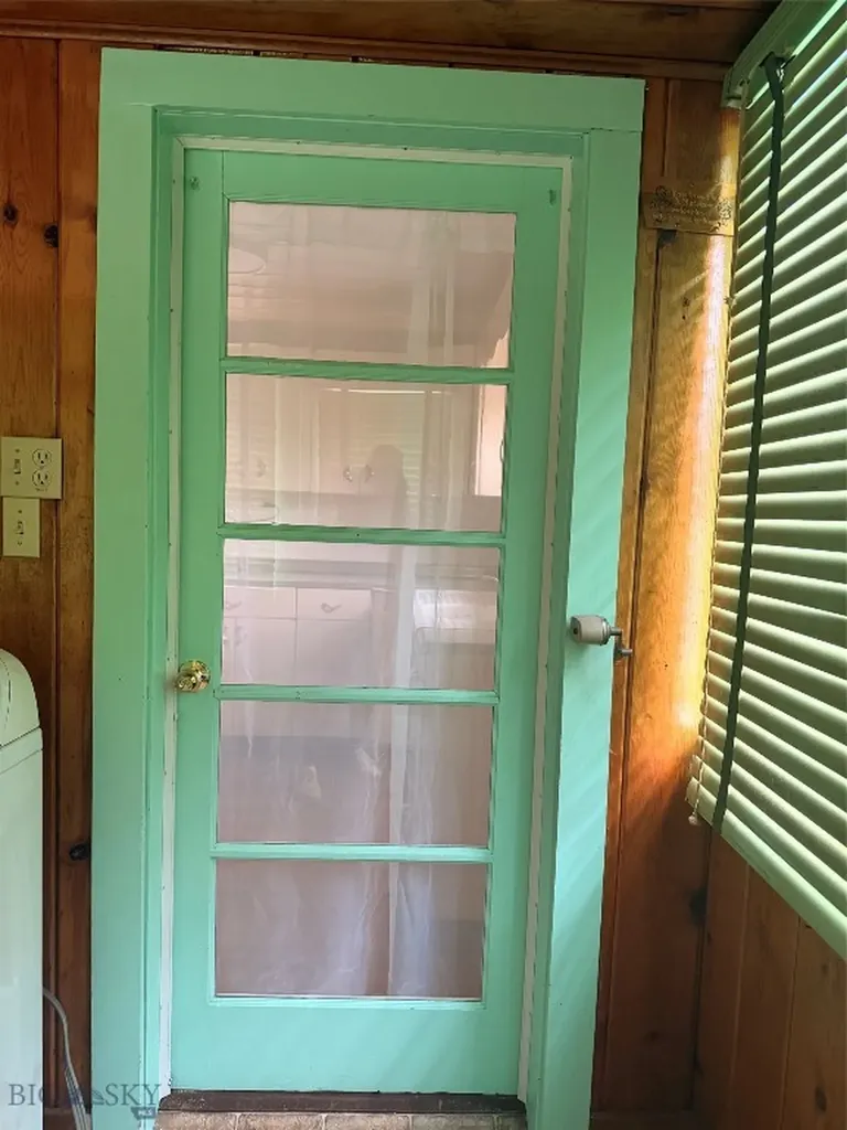 1818 Stuart Butte MT 59701