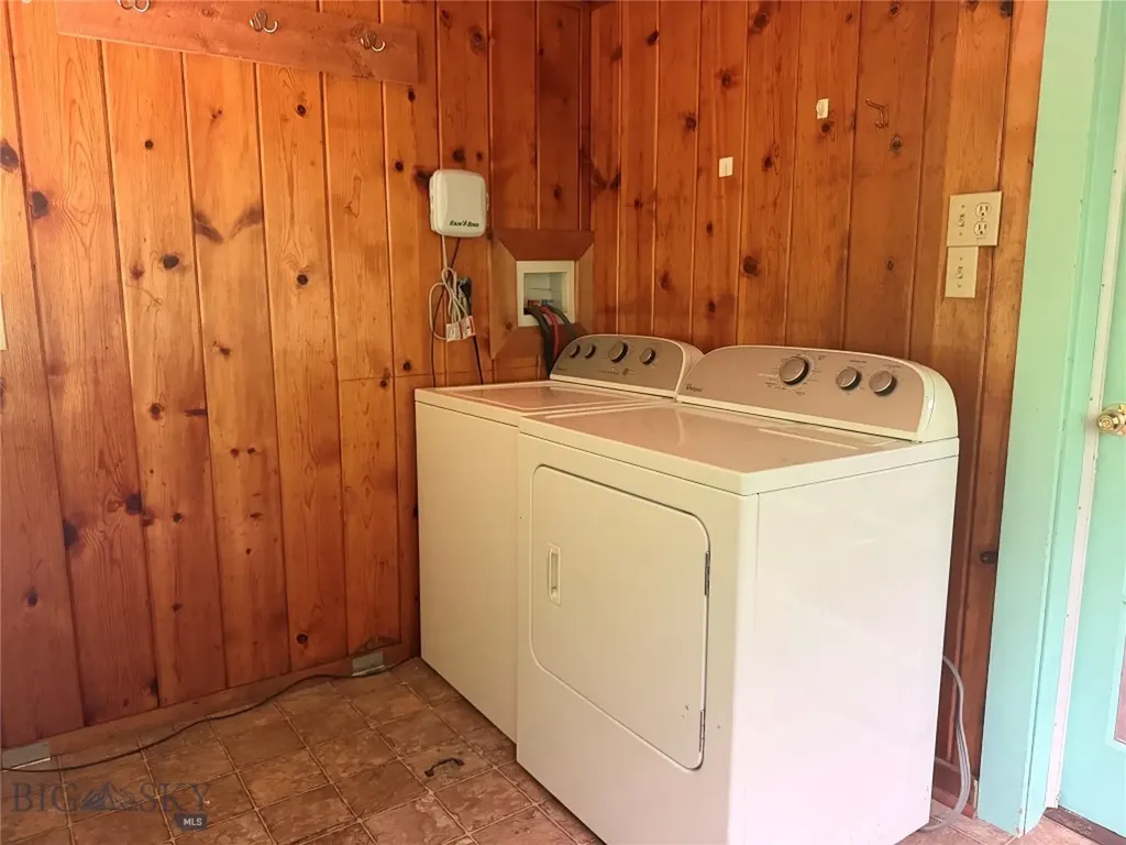 1818 Stuart Butte MT 59701