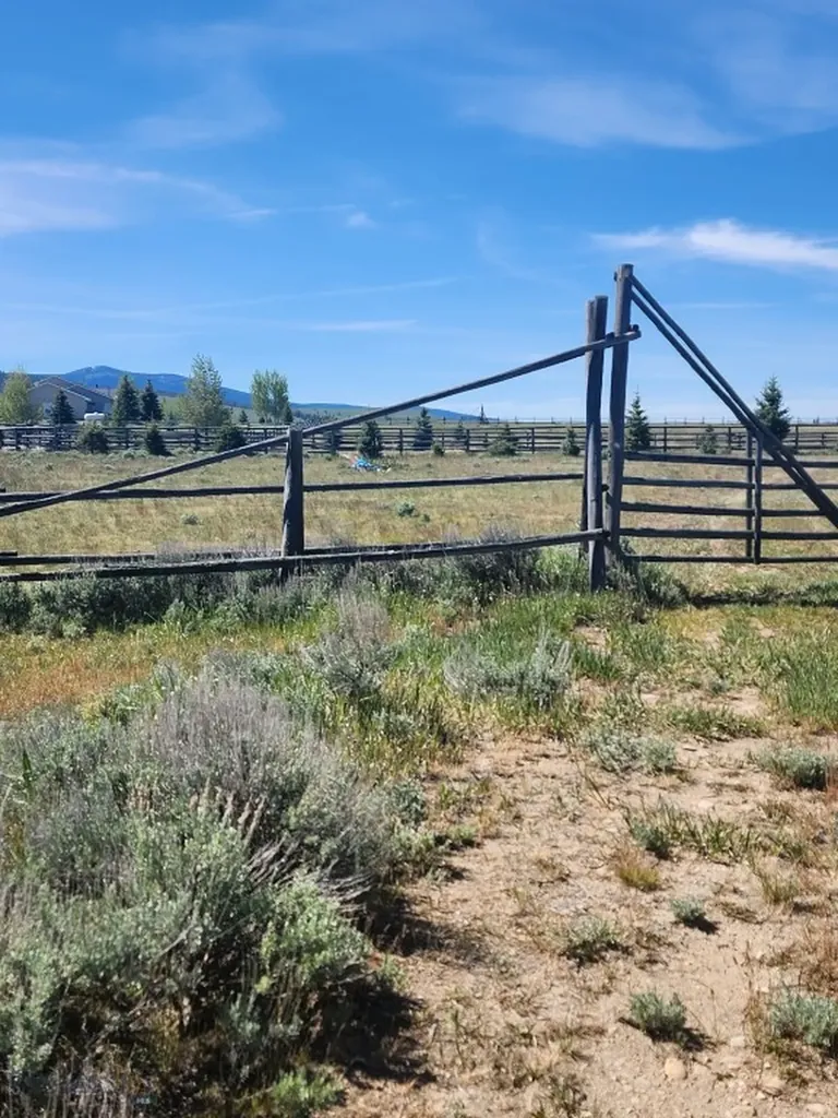 3401 Steel Creek Road Wisdom MT 59761