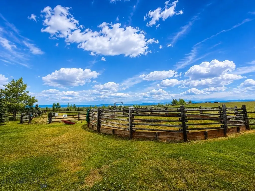 3401 Steel Creek Road Wisdom MT 59761