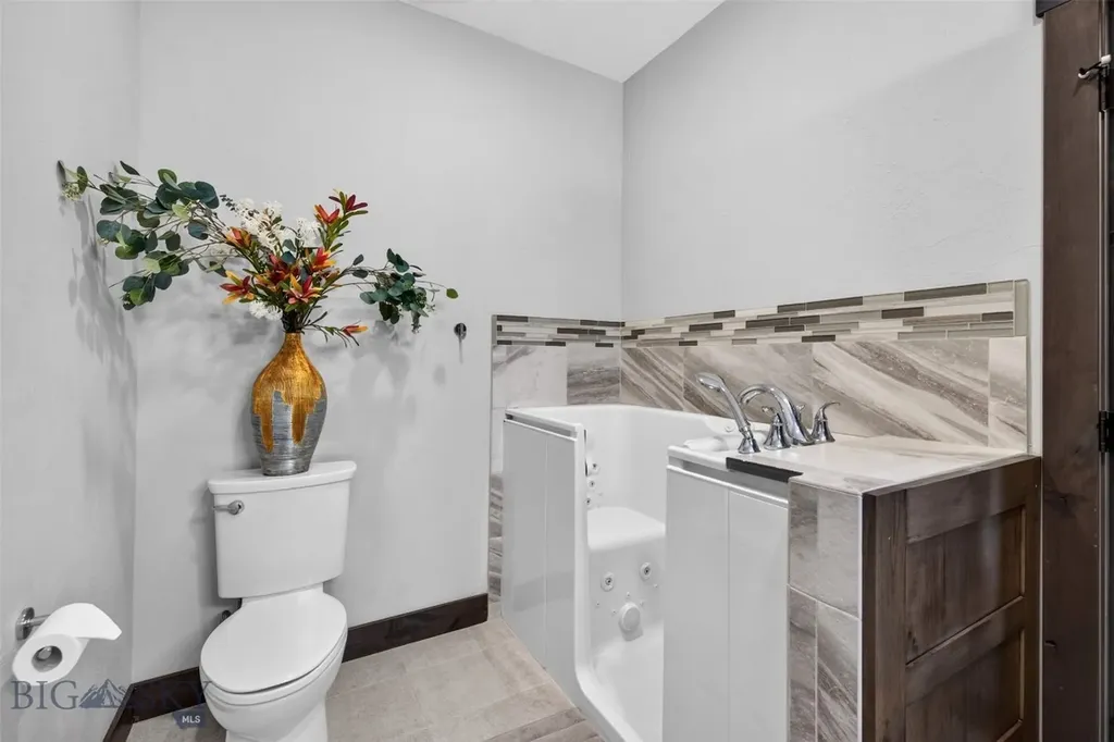 6 Sphinx Mountain Court Ennis MT 59729
