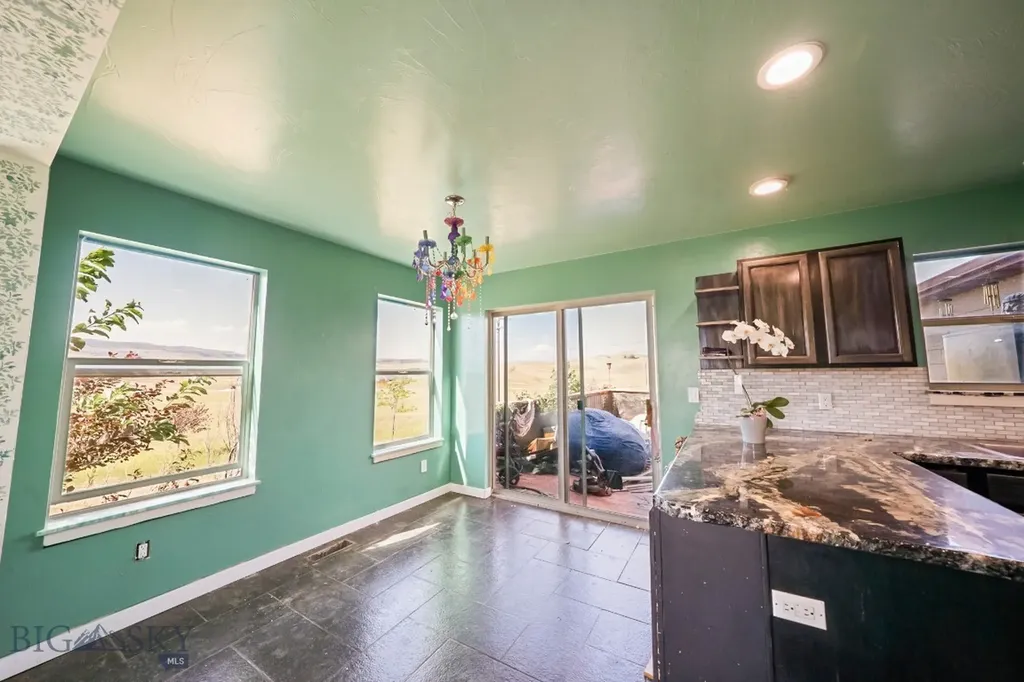 830 N 12th Livingston MT 59047