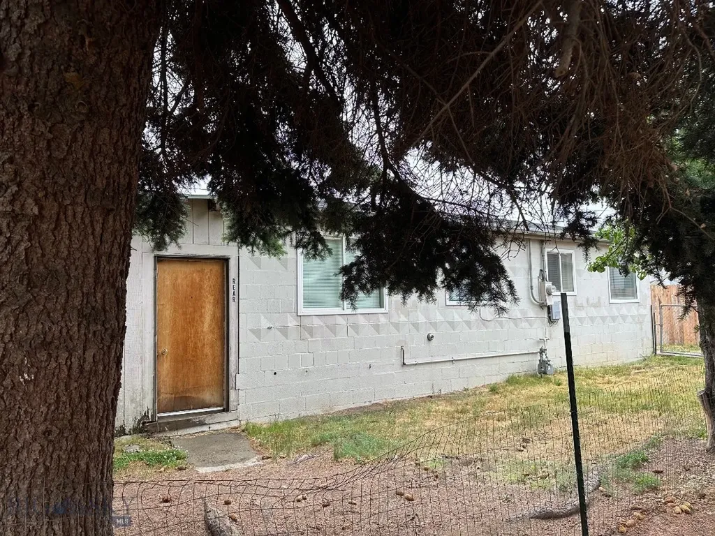 2405 Ottawa Street Butte MT 59701