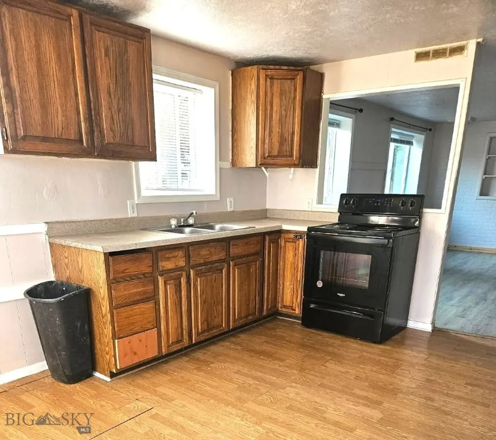2405 Ottawa Street Butte MT 59701