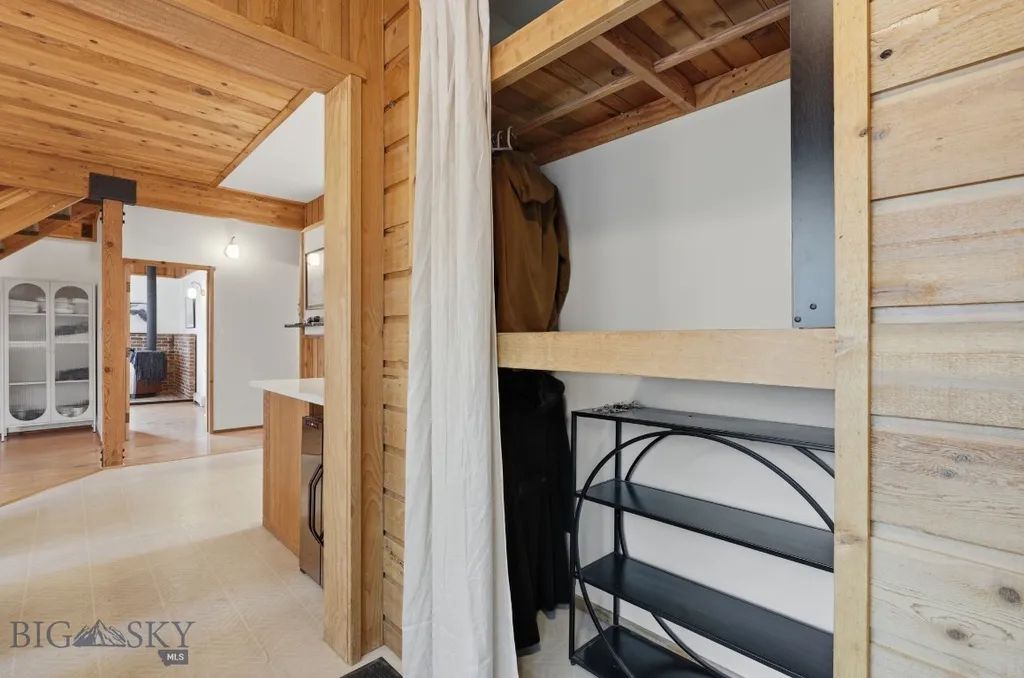 217 Lower Rainbow Road Bozeman MT 59718