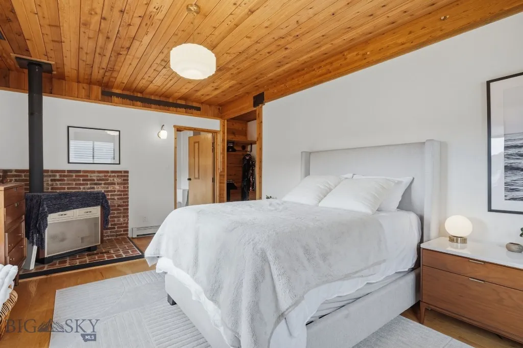 217 Lower Rainbow Road Bozeman MT 59718
