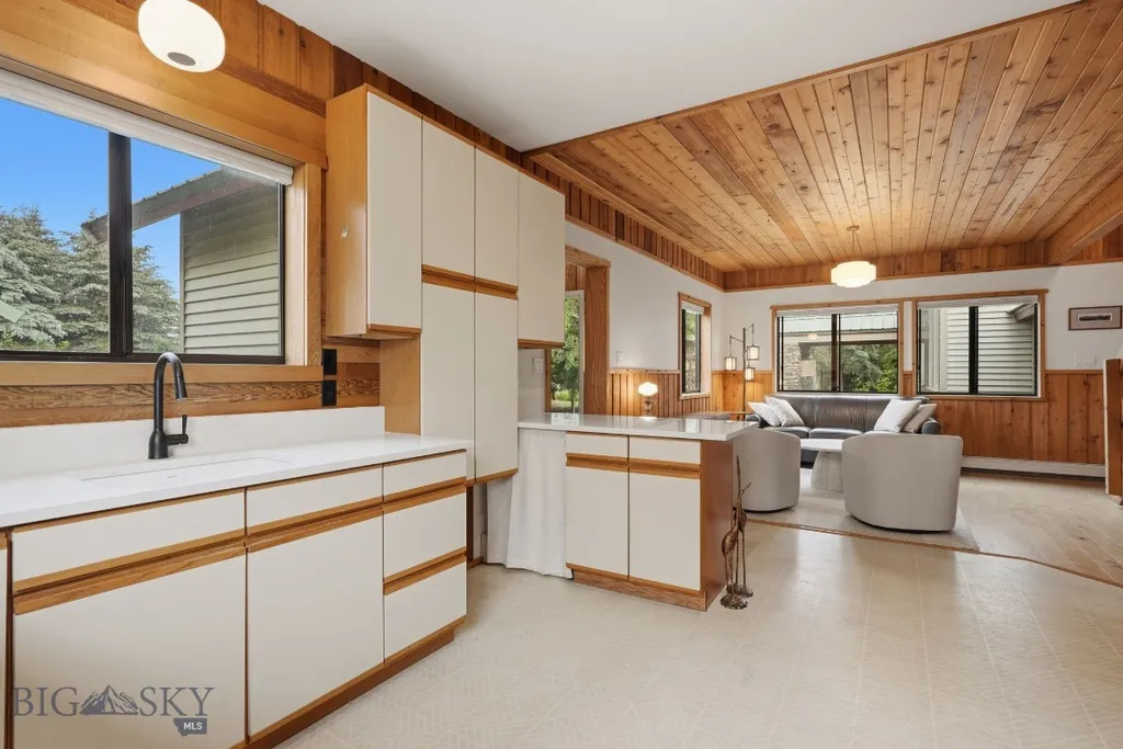 217 Lower Rainbow Road Bozeman MT 59718