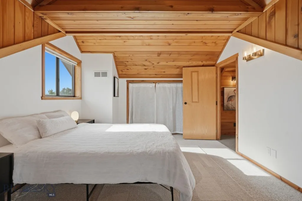 217 Lower Rainbow Road Bozeman MT 59718