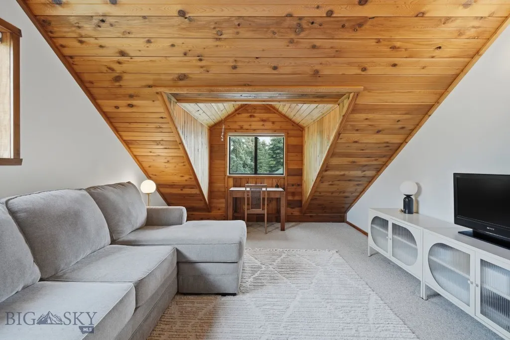 217 Lower Rainbow Road Bozeman MT 59718