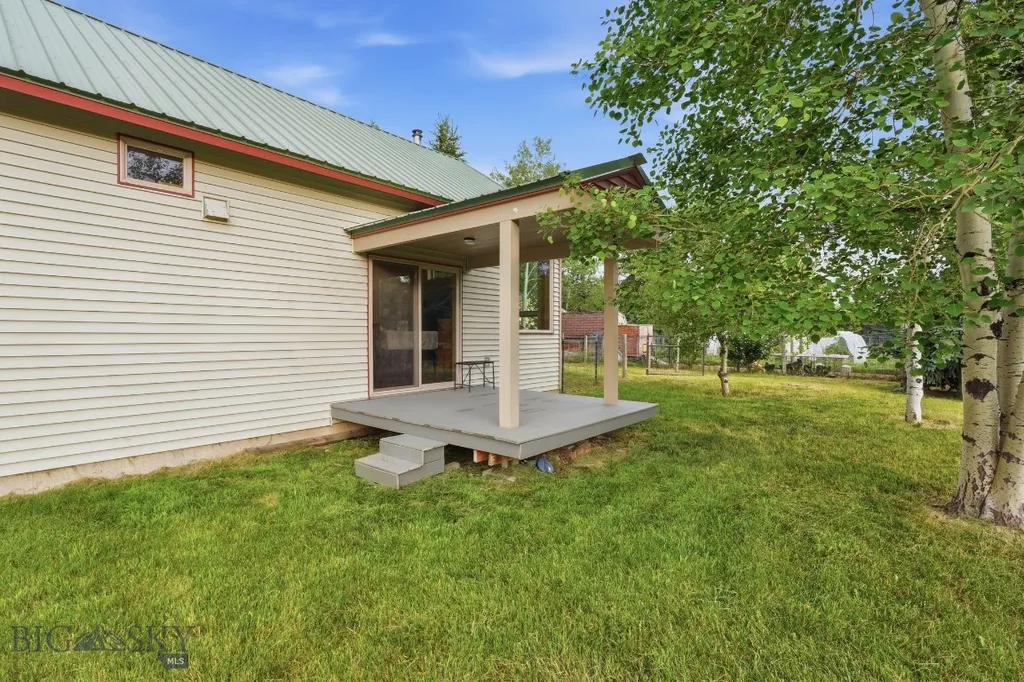 217 Lower Rainbow Road Bozeman MT 59718