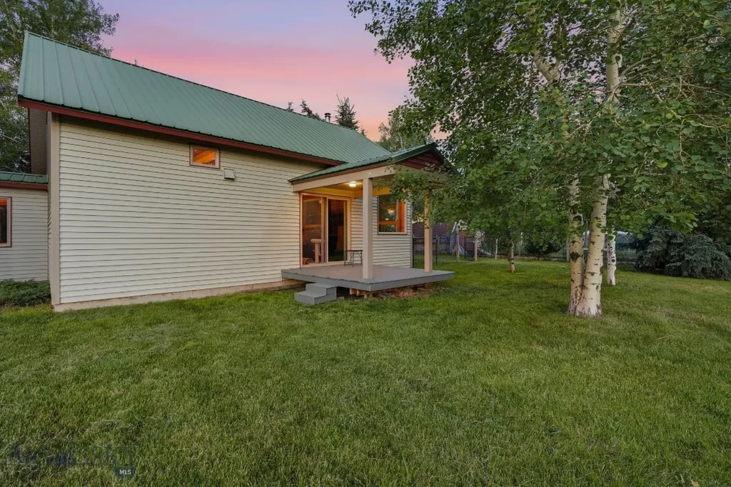 217 Lower Rainbow Road Bozeman MT 59718