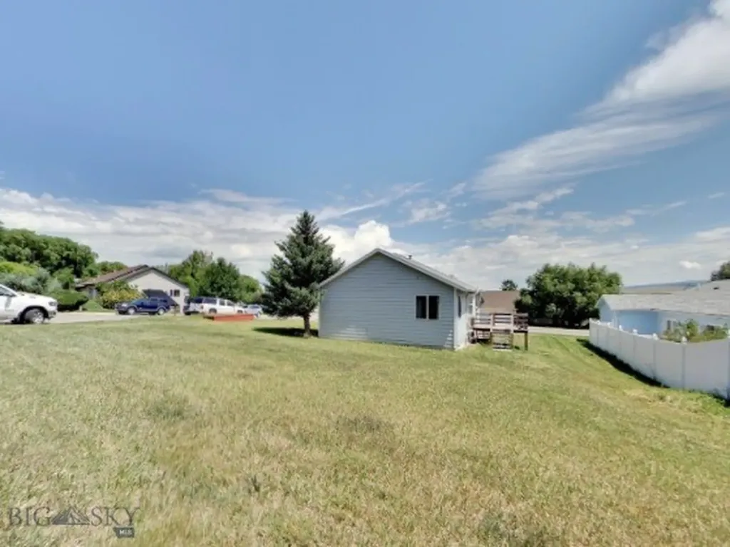 1304 Absaroka Court Livingston MT 59047