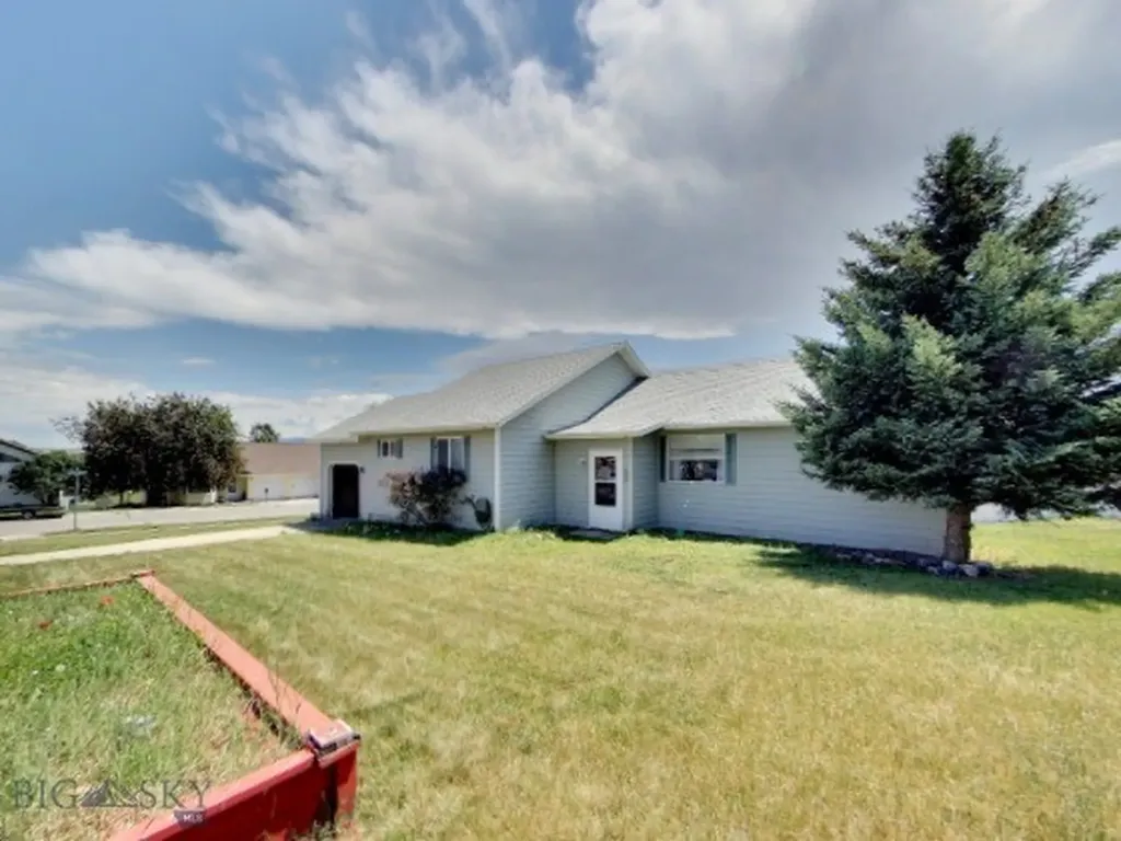 1304 Absaroka Court Livingston MT 59047