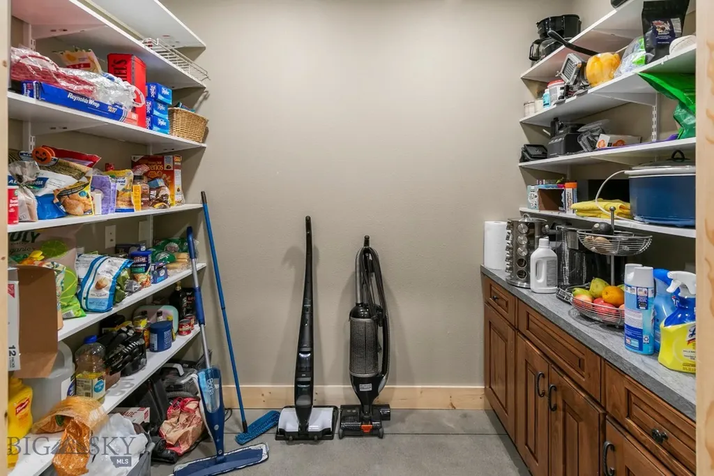 29 Lower Hawk Valley Road Columbus MT 59019
