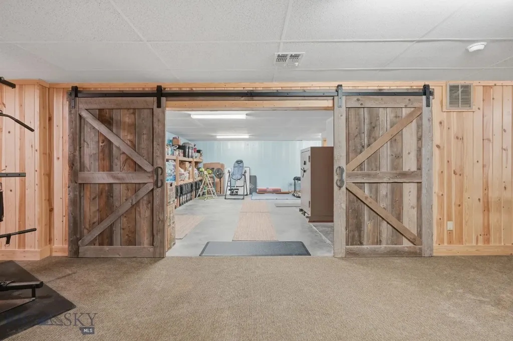 18 Obsidian Road Livingston MT 59047
