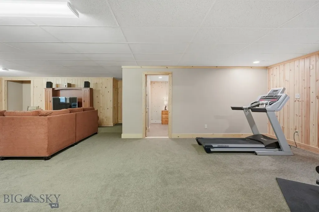 18 Obsidian Road Livingston MT 59047