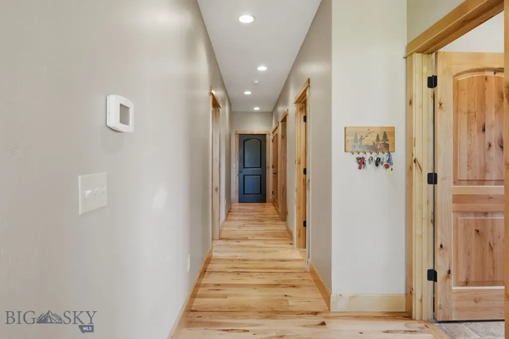 18 Obsidian Road Livingston MT 59047