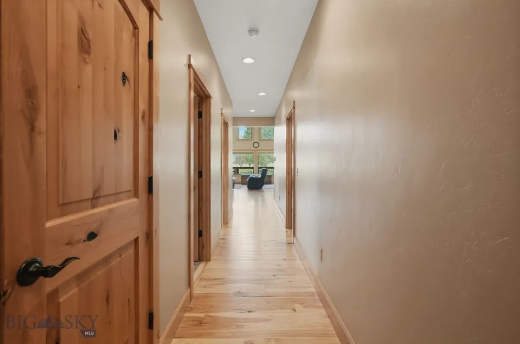 18 Obsidian Road Livingston MT 59047