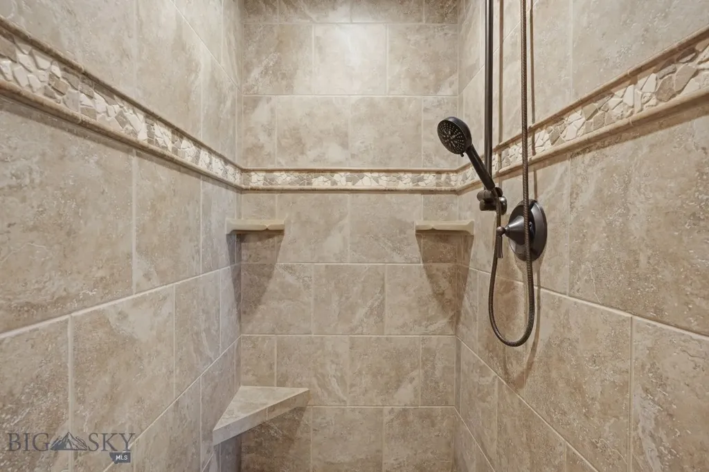 18 Obsidian Road Livingston MT 59047