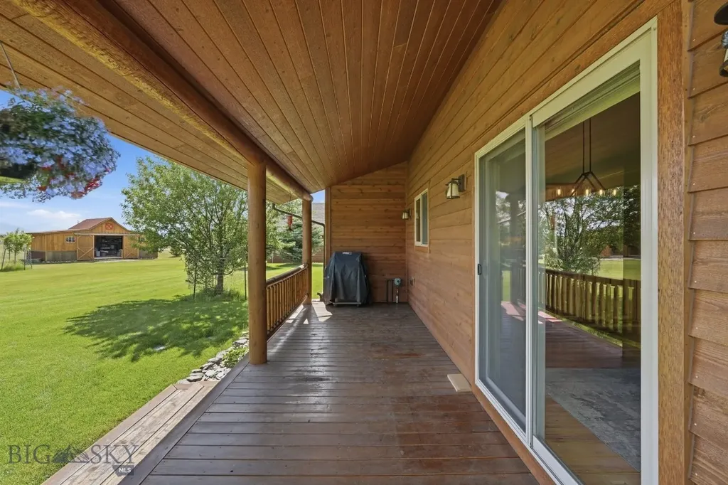 18 Obsidian Road Livingston MT 59047