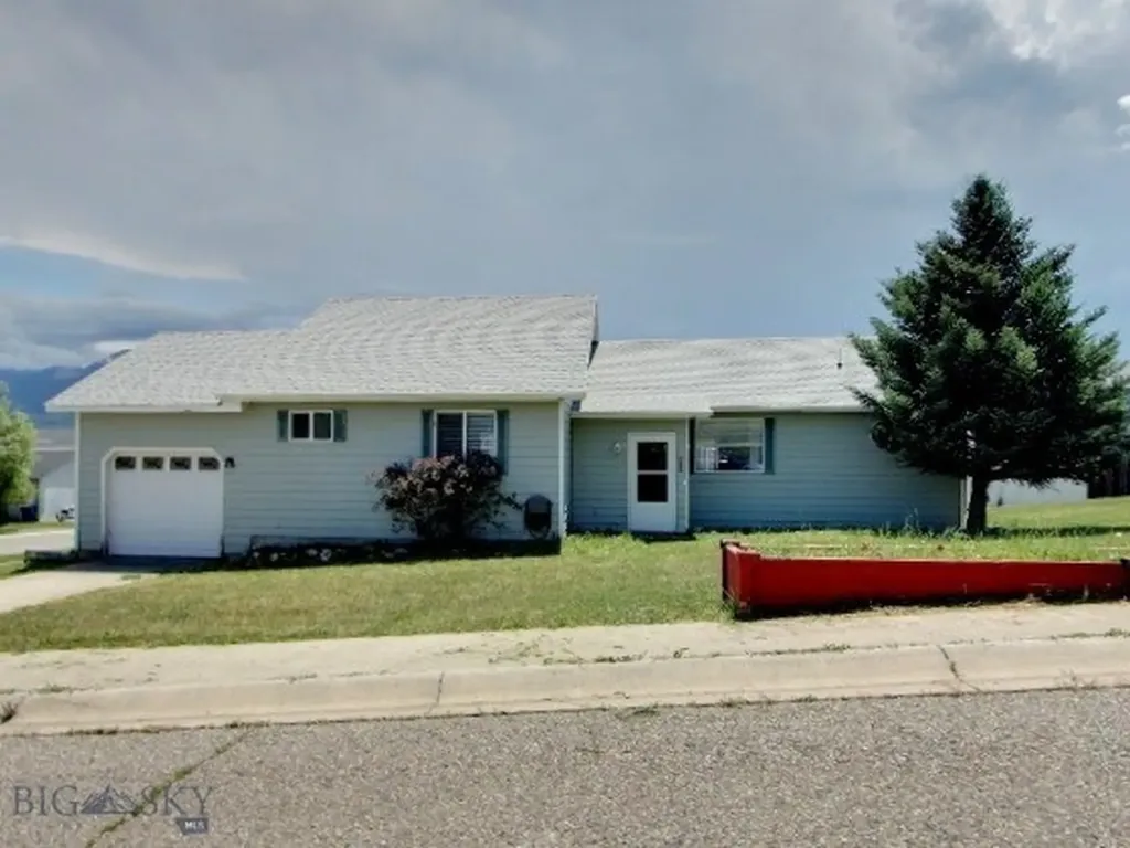 1304 Absaroka Court Livingston MT 59047
