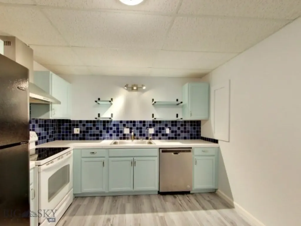 1304 Absaroka Court Livingston MT 59047