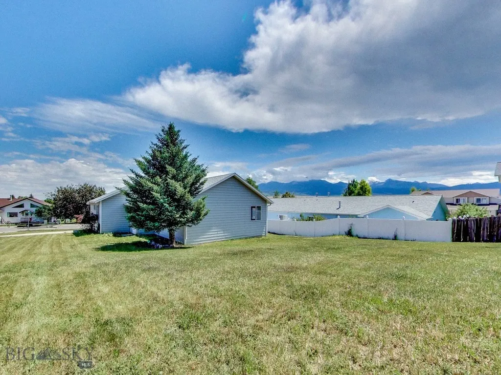 1304 Absaroka Court Livingston MT 59047