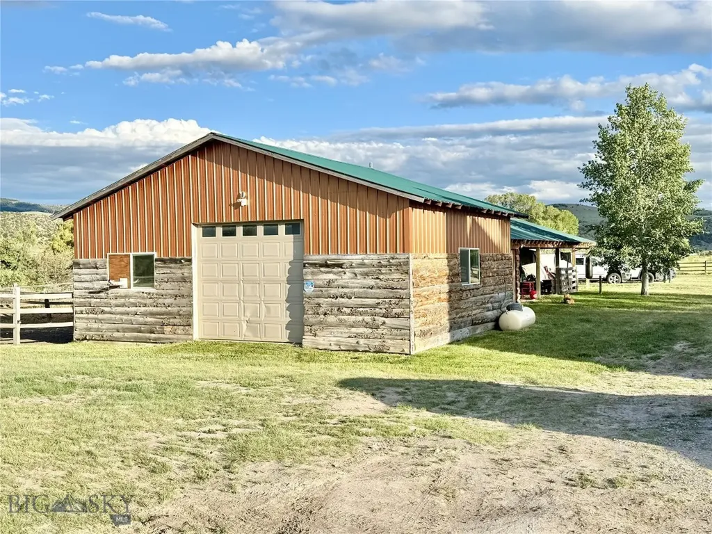 12690 Antelope Valley Road Three Forks MT 59752