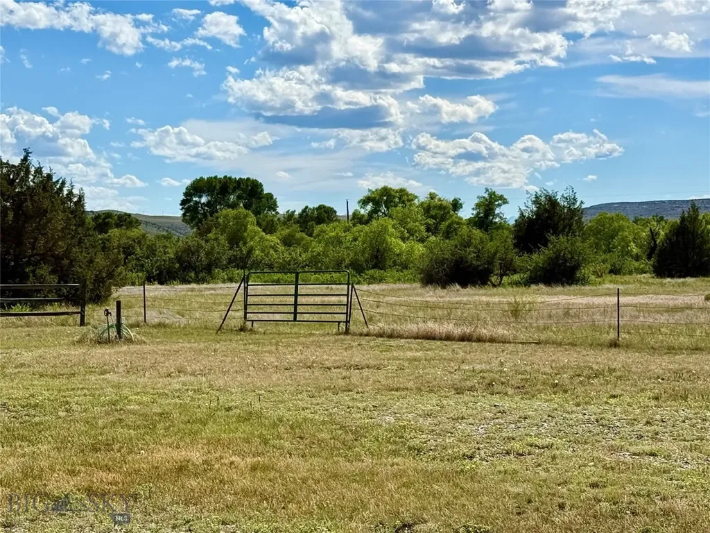 12690 Antelope Valley Road Three Forks MT 59752